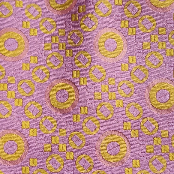 Vintage Wembley Necktie - Picture 3 of 5